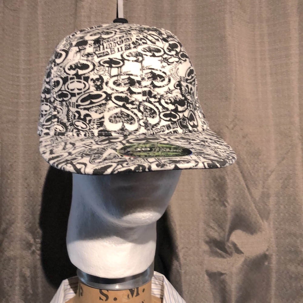RH Ball cap NWT